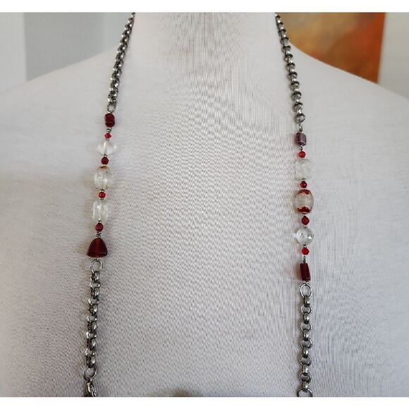 Chic Burgundy Mini Bag with Beaded Chain - Picture 3 of 7